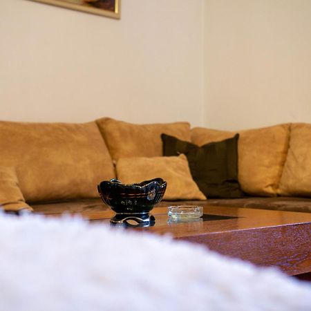 Bllok Bright Private Bedrooms With Private Bathroom On Shared Apartment Tirana Exteriör bild
