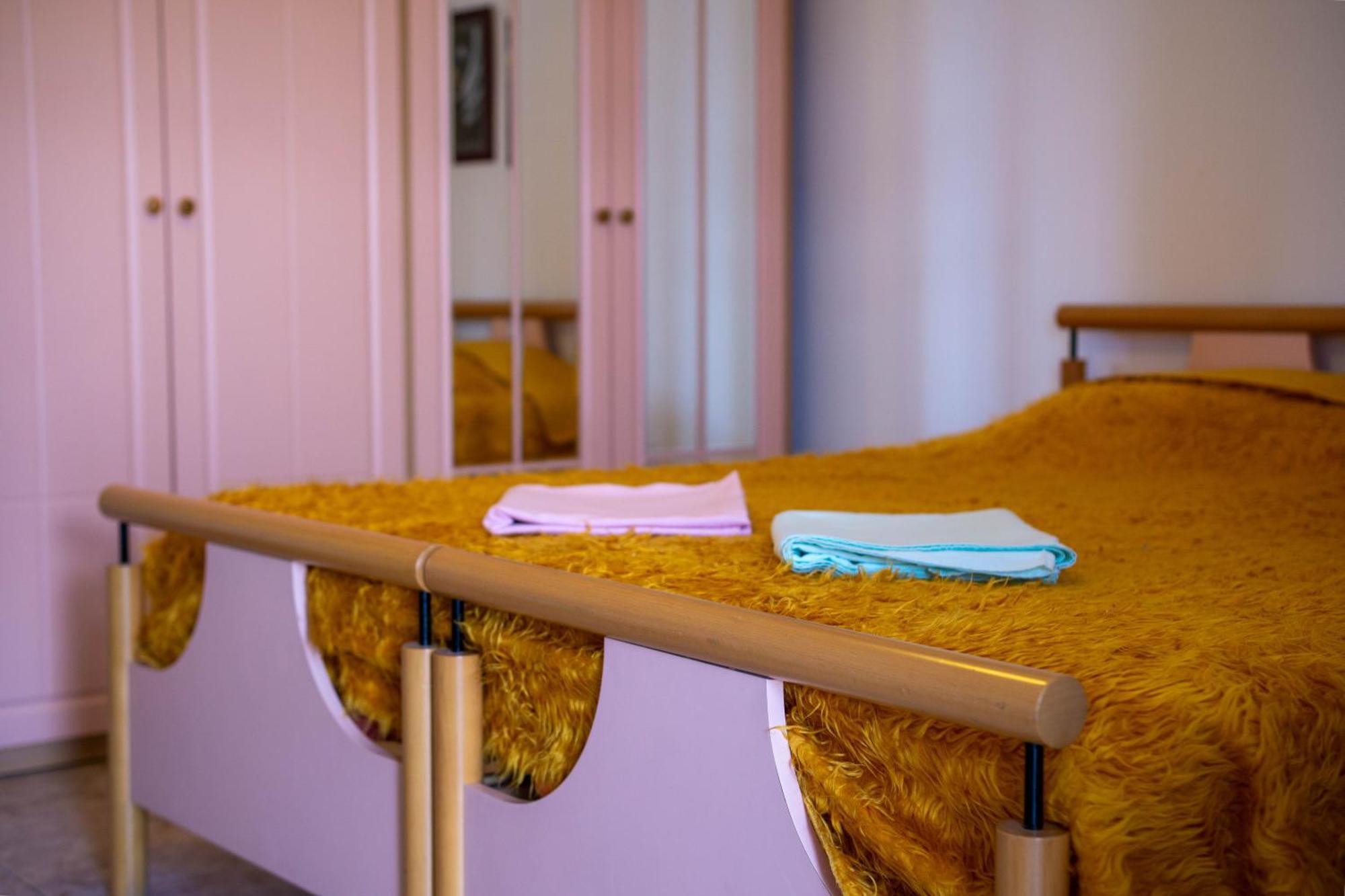 Bllok Bright Private Bedrooms With Private Bathroom On Shared Apartment Tirana Exteriör bild