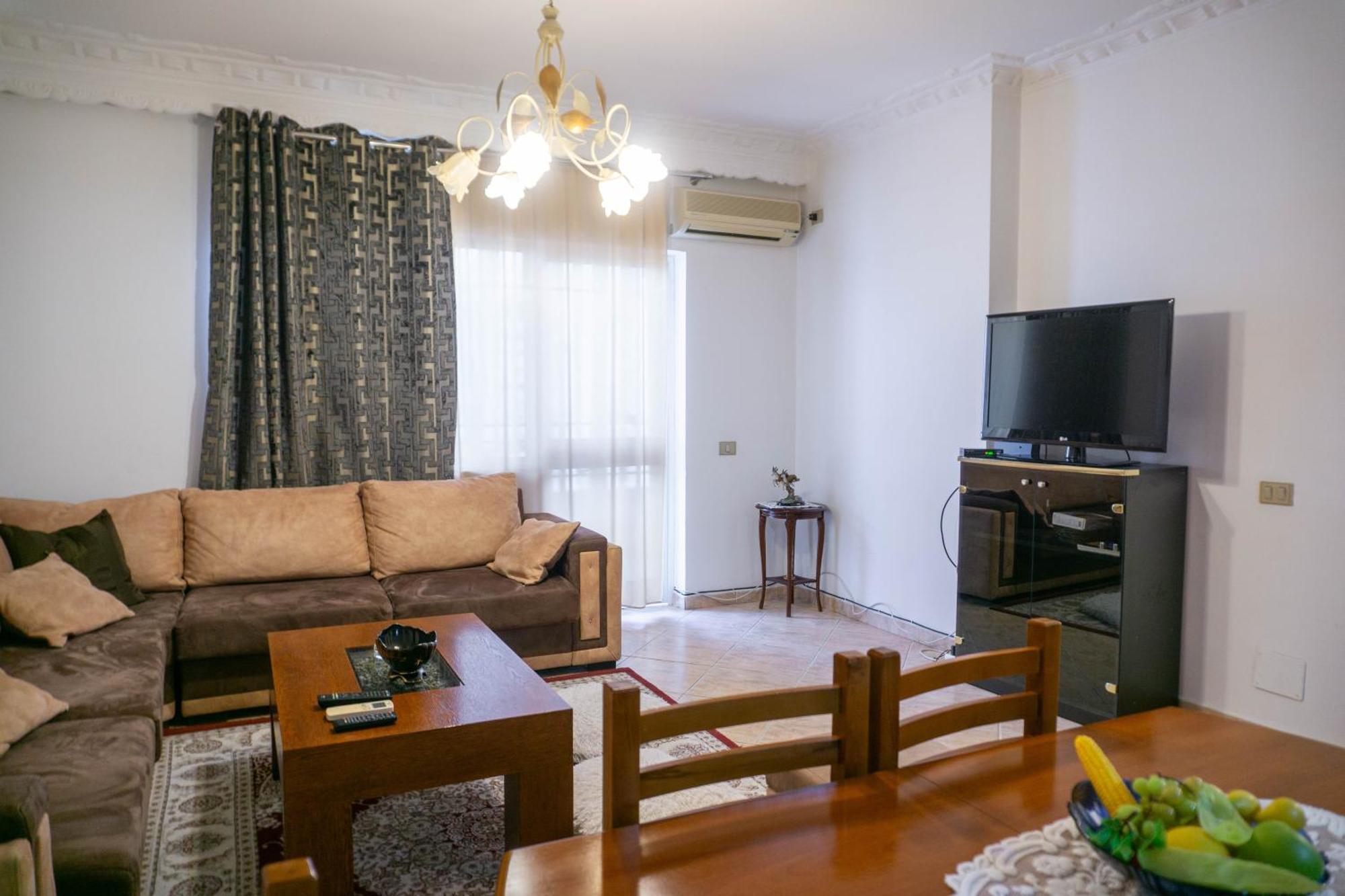 Bllok Bright Private Bedrooms With Private Bathroom On Shared Apartment Tirana Exteriör bild
